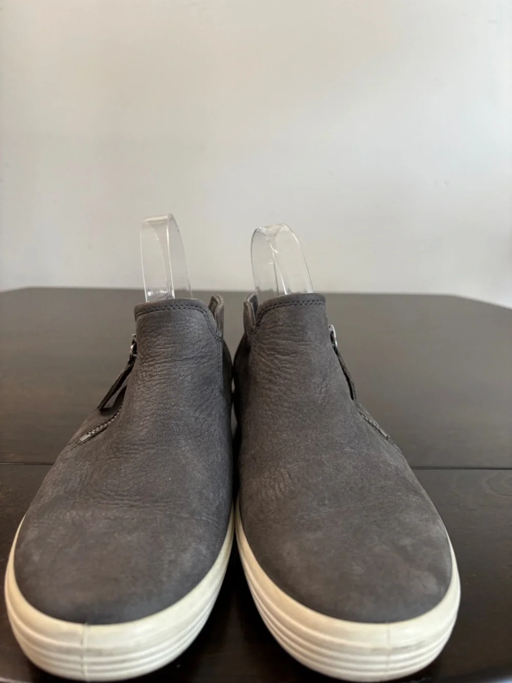 Ecco Gray Nubuck Leather Women’s Soft 7 Low Booties Size 9/9.5